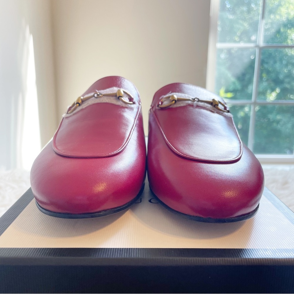 Gucci Princetown Hibiscus Red Leather Horsebit Mule
Slipper 41.5 New with box - Picture 2 of 8